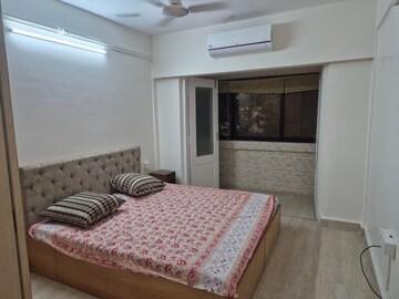Bedroom in 4 BHK Independent House at Central Secretariat – for Sale