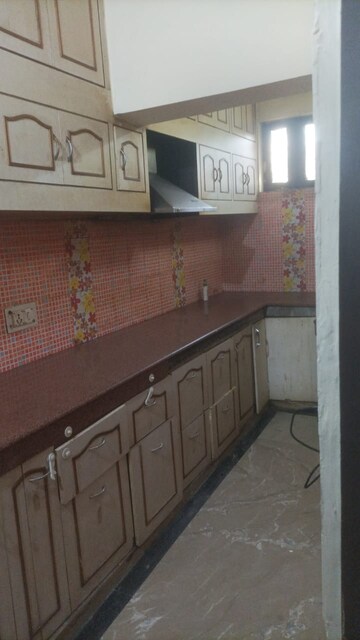 Kitchen in 1 BHK Builder Floor at Palam Vihar – for Rent