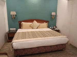 4 BHK Apartment For Sale in Dwarka