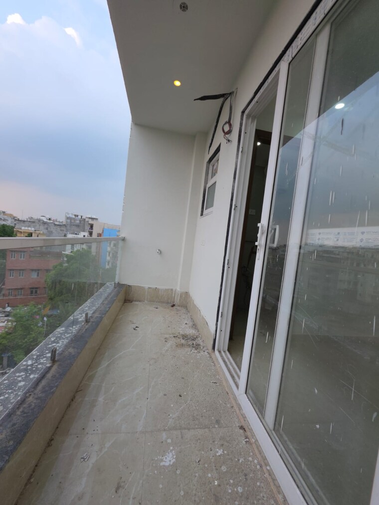 Balcony, freedom fighters enclave 2 Bedroom 1100 Sq.Ft. Builder Floor In Freedom Fighters Enclave Delhi 10052124