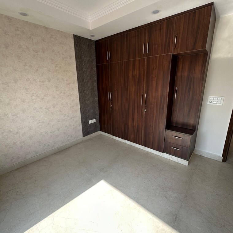 Room, new rajinder nagar 3 Bedroom 125 Sq.Yd. Builder Floor In New Rajinder Nagar Delhi 10052149