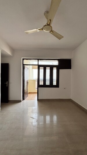 2 BHK Builder Floor For Rent in Sultanpur