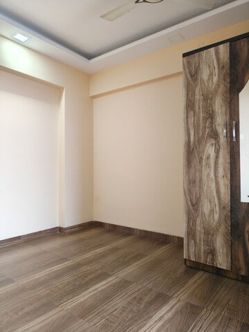 Room in 2 BHK Apartment at Juhi Lawns, Seawoods – for Rent