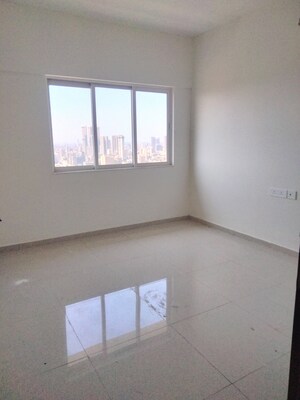 1 BHK Apartment For Rent in Omkar Signet, Malad East