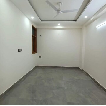Room in 2 BHK Builder Floor at Chattarpur – for Rent