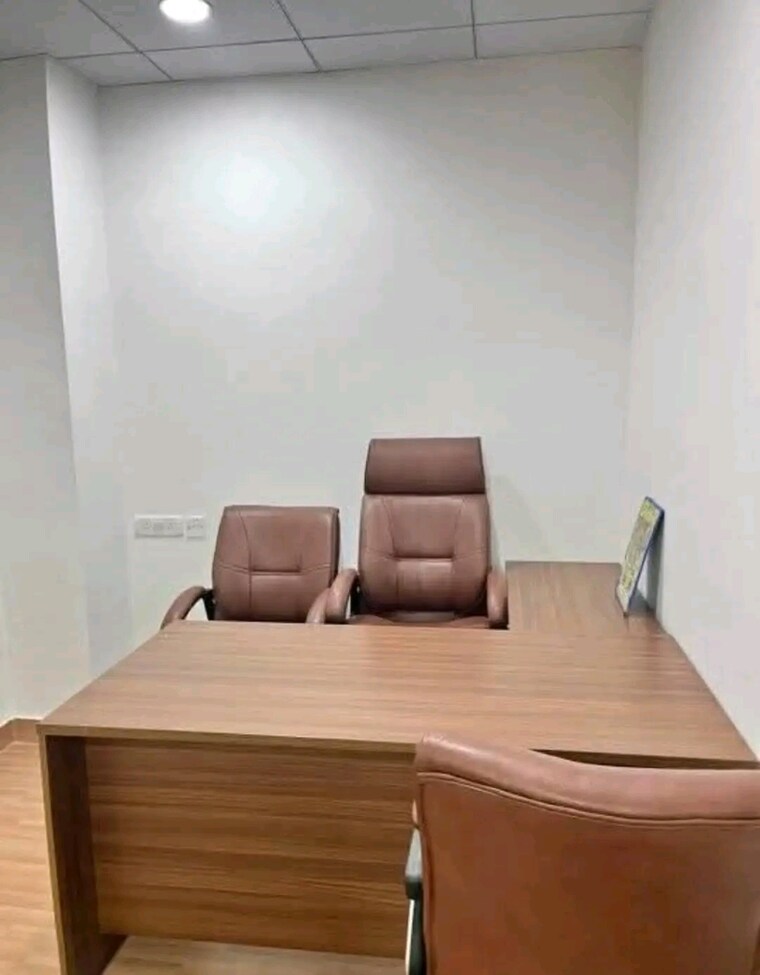 Floor Plan, sector 63 Commercial Office Space 450 Sq.Ft. In Sector 63 Noida 10052379