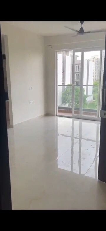 2 BHK Apartment For Rent in Smart World Gems, Sector 89