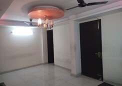 2 BHK Builder Floor For Rent in Saket