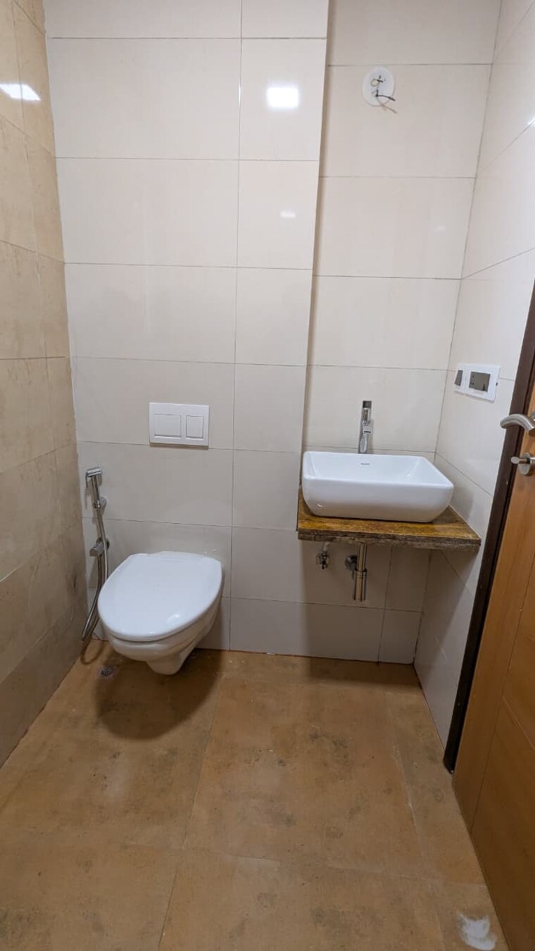 Bathroom, sunteck-city-avenue-1 3 Bedroom 1300 Sq.Ft. Apartment In Goregaon West Mumbai 10052400