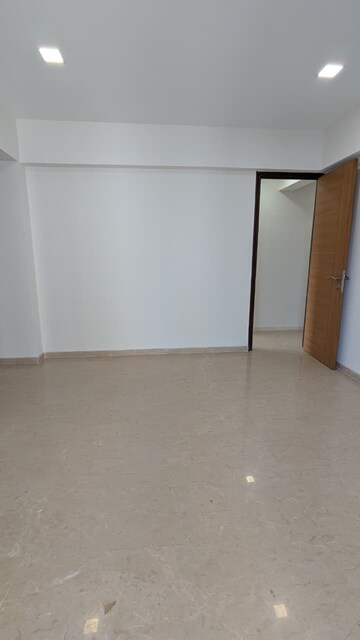 Room in 3 BHK Apartment at Sunteck City Avenue 1, Goregaon West – for Rent