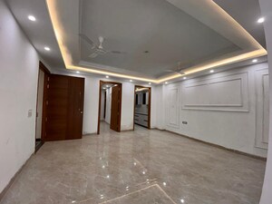 Living Room in 3 BHK Builder Floor at Palm Residency Chhatarpur, Chattarpur – for Rent