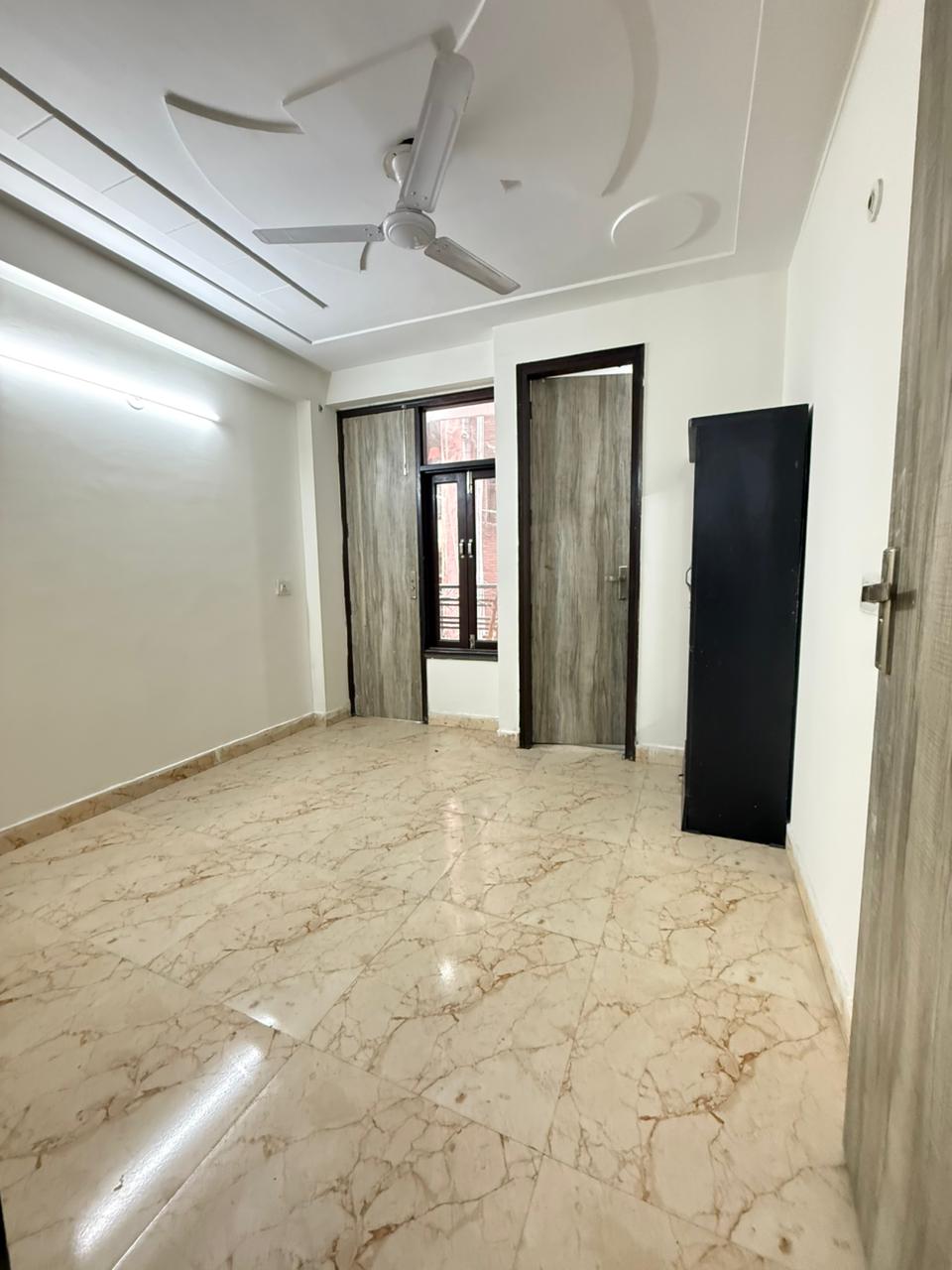 1 BHK Builder Floor For Rent in Paryavaran Complex