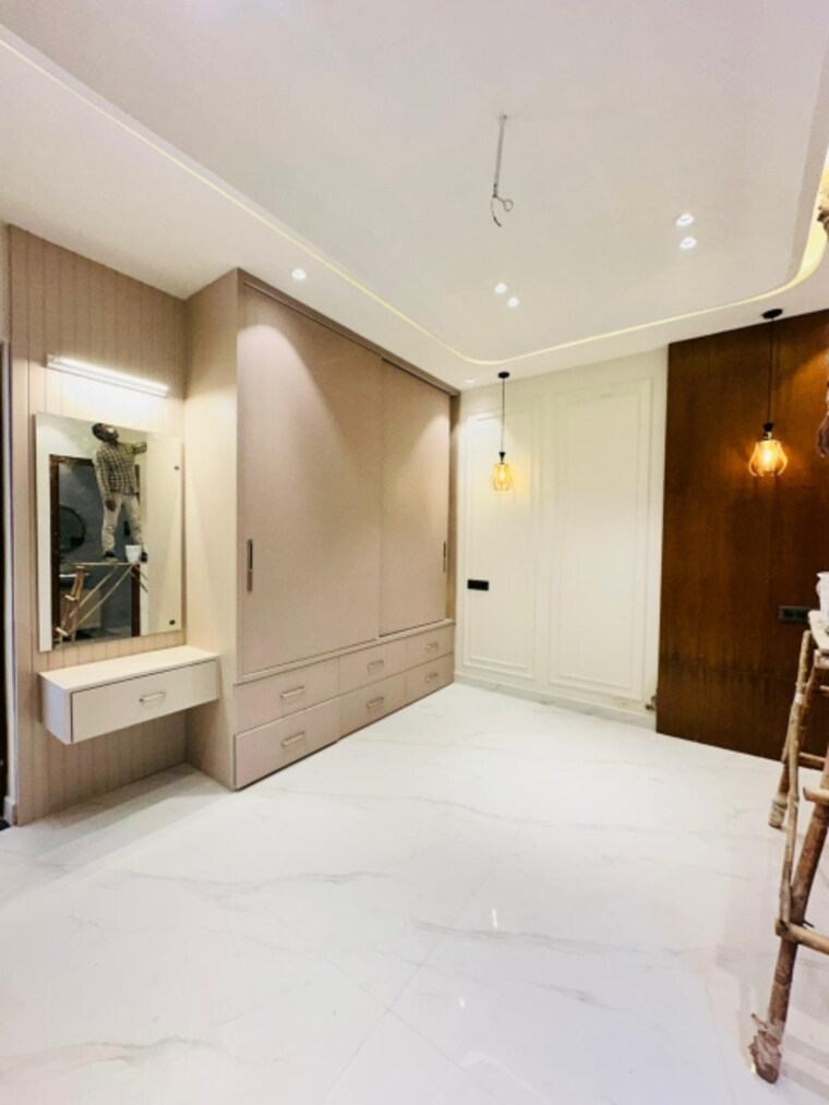 Room, sunny enclave 4 Bedroom 150 Sq.Yd. Independent House In Sunny Enclave Mohali 10052603