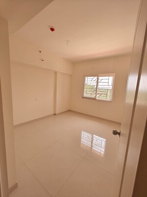 Room in 3 BHK Apartment at Avon Vista, Balewadi – for Rent