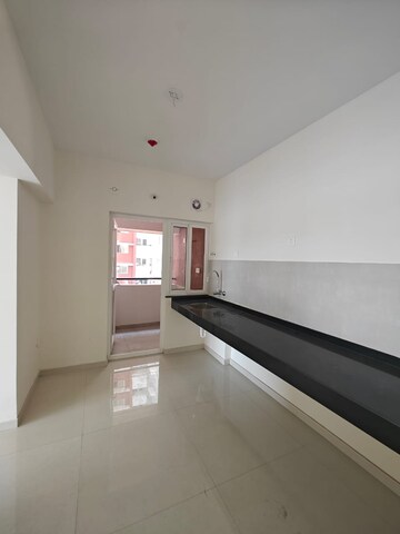 Room in 3 BHK Apartment at Avon Vista, Balewadi – for Rent