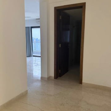 Room in 4 BHK Apartment at Sunteck Signia Pearl, G Block Bkc – for Rent