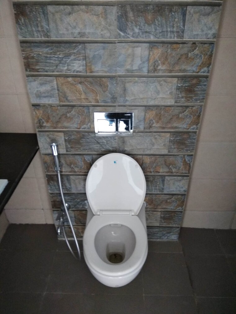 Bathroom, nirman-adi 3 Bedroom 1650 Sq.Ft. Apartment In Kalyani Nagar Pune 10052678