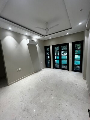 Room in 4 BHK Villa at Vipul Tatvam Villas, Sector 48 – for Rent