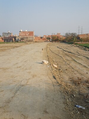  Plot For Sale in Lakhnawali