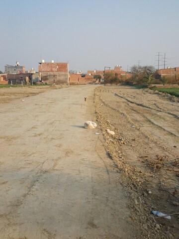  Plot For Sale in Lakhnawali