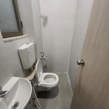 Bathroom in 4 BHK Apartment at Bandra Kurla Complex – for Rent