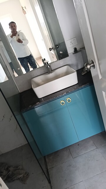 Master Bedroom in 2.5 BHK Apartment at Silverglades The Melia, Sohna Sector 35 – for Rent