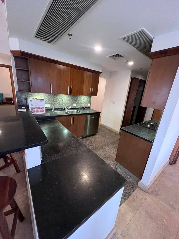 Kitchen, maya-green-lotus-saksham 3 Bedroom 1900 Sq.Ft. Apartment In International Airport Road Zirakpur 10052750