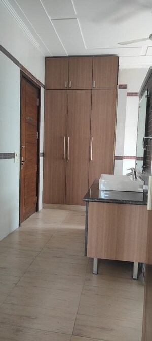 Bathroom in 4 BHK Villa at Vipul Tatvam Villas, Sector 48 – for Rent