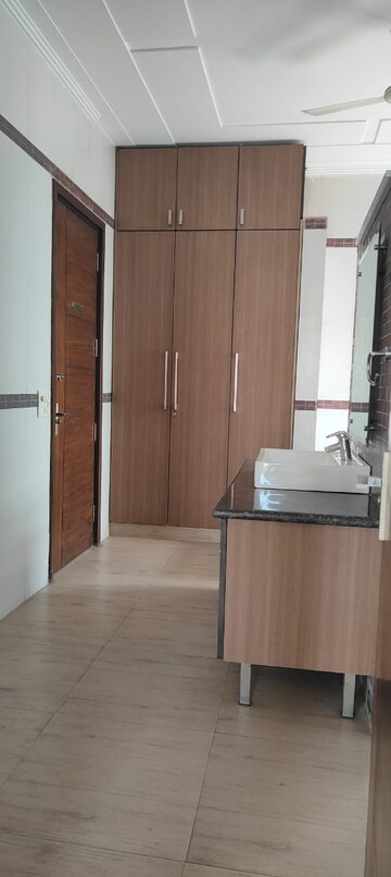 Bathroom in 4 BHK Villa at Vipul Tatvam Villas, Sector 48 – for Rent