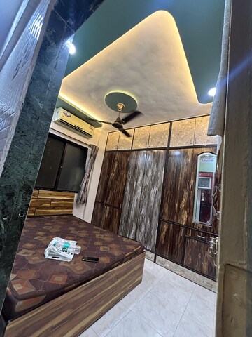 Furnished Amenities in 1 BHK Apartment at Yashraj Park CHS, Kasarvadavali – for Sale