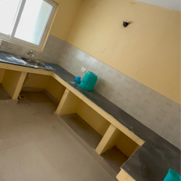 Furnished Amenities in 2 BHK Apartment at Rohini Apartment, Malesemau – for Rent