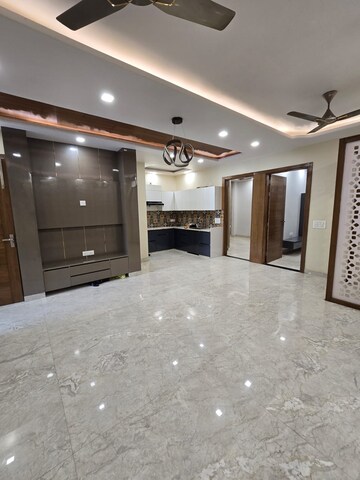 Living Room in 3 BHK Builder Floor at Vaishali Sector 5 – for Sale