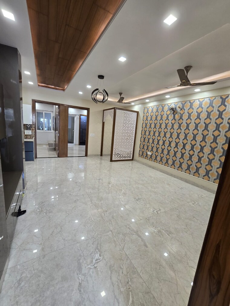 Living Room, vaishali sector 5 3 Bedroom 128 Sq.Mt. Builder Floor In Vaishali Sector 5 Ghaziabad 10052987