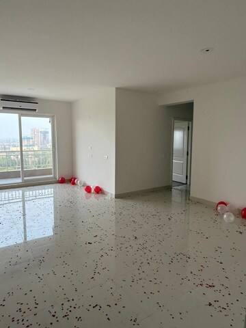Room in 3 BHK Apartment at Ireo The Corridors, Sector 67a – for Rent