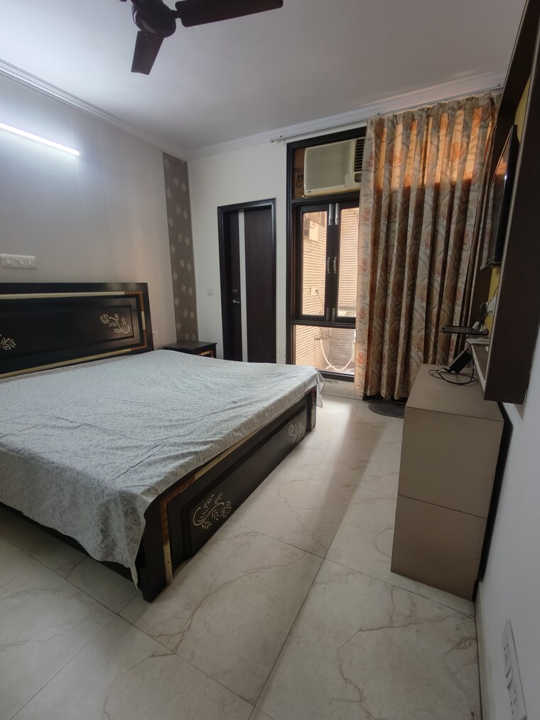 Bedroom, shivalik colony 2 Bedroom 1800 Sq.Ft. Builder Floor In Shivalik Colony Delhi 10052901
