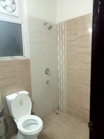 Bathroom in 3.5 BHK Builder Floor at Smart World Gems, Sector 89 – for Sale