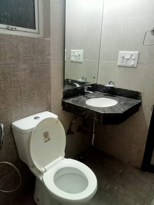 Master Bedroom in 3.5 BHK Builder Floor at Smart World Gems, Sector 89 – for Sale