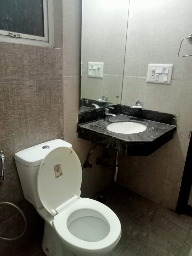 Master Bedroom, smart-world-gems 3.5 Bedroom 1497 Sq.Ft. Builder Floor In Sector 89 Gurgaon 10052952