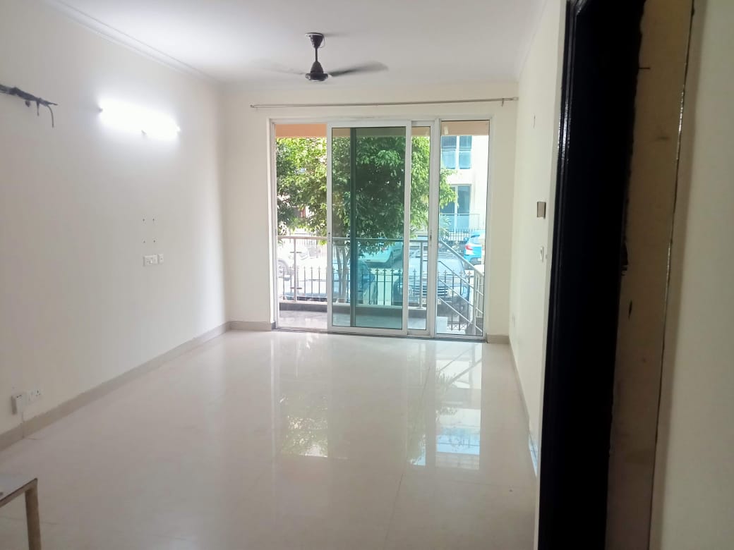 3.5 BHK + Pooja Room,Extra Room 1497 Sq.Ft. Builder Floor in Smart World Gems