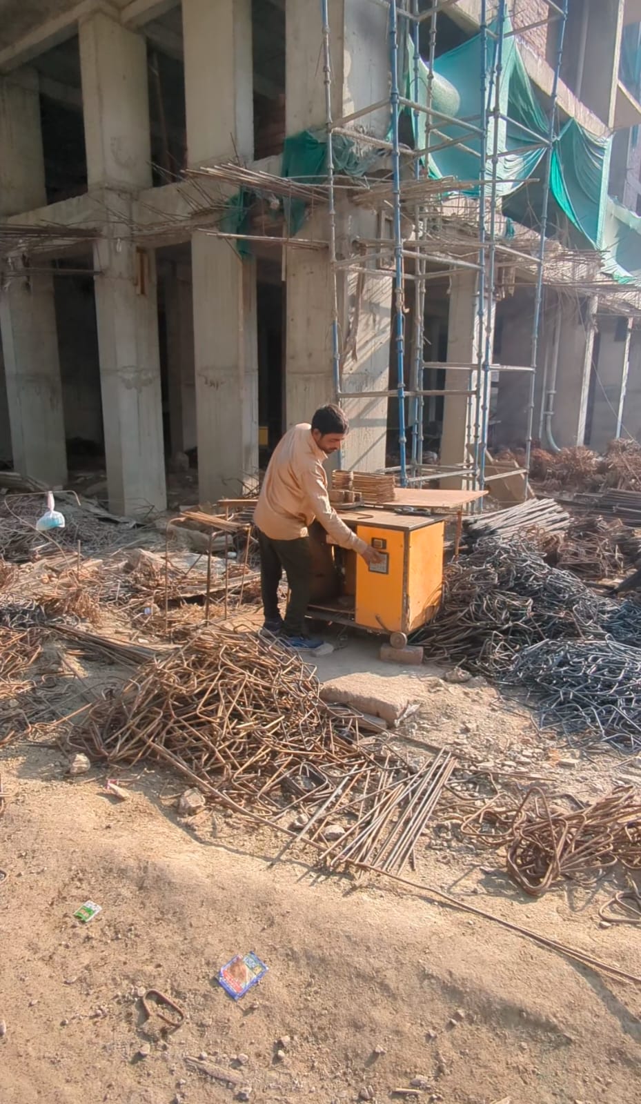 3.5 BHK + Study Room 2250 Sq.Ft. Apartment in Uninav Residena