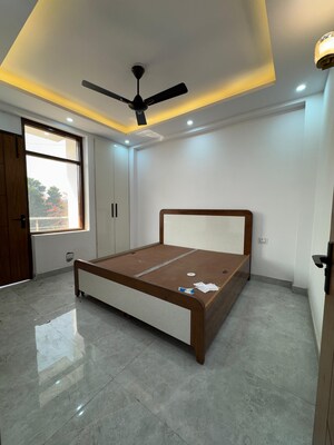 Bedroom in 2 BHK Builder Floor at Palm Residency Chhatarpur, Chattarpur – for Rent
