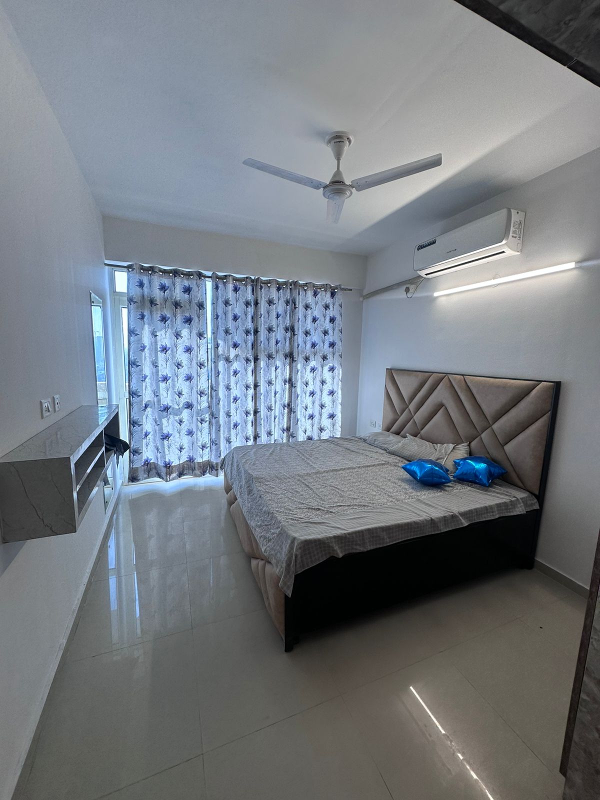 4 BHK + Pooja Room,Servant Room 1700 Sq.Ft. Builder Floor in Ansal Esencia - Amara Villas