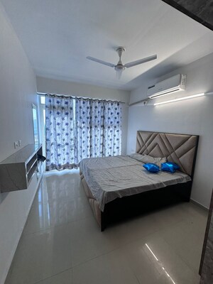 4 BHK Builder Floor For Rent in Ansal Esencia - Amara Villas, Sector 67