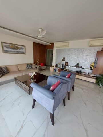 Team Area in 3 BHK Apartment at Venus Apartments Cuffe Parade, Cuffe Parade – for Rent