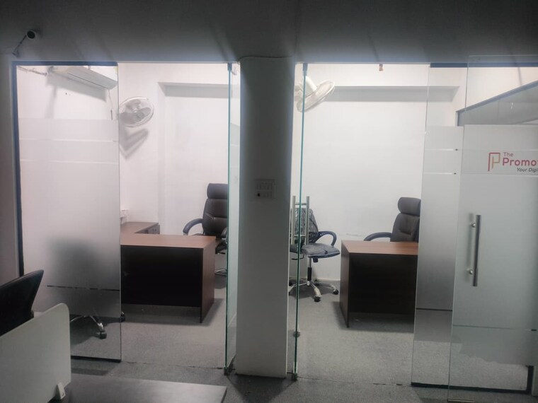 Bathroom, sector 4 Commercial Office Space 700 Sq.Ft. In Sector 4 Noida 10052954