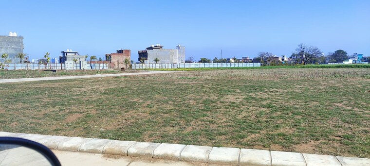 undefined, omaxe-new-chandigarh  301 Sq.Yd. Plot In North Mullanpur Chandigarh 10053005