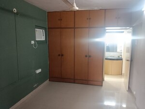 Room in 3 BHK Apartment at Kanakia Levels, Malad East – for Rent