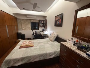 Bedroom in 3 BHK Apartment at Palm Springs Cuffe Parade, Cuffe Parade – for Rent