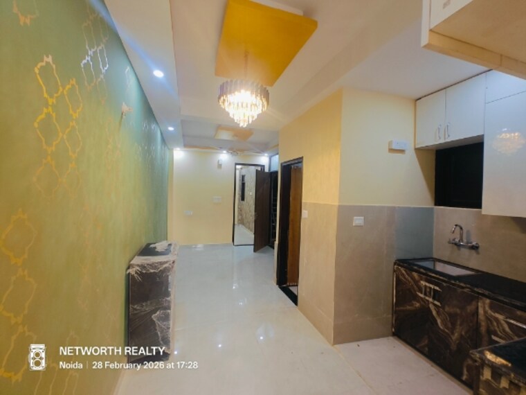 Living Room, sector 73 2 Bedroom 960 Sq.Ft. Builder Floor In Sector 73 Noida 10053102