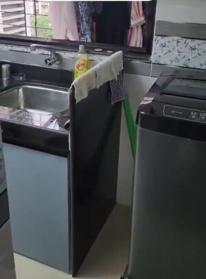 Team Area in 1 BHK Apartment at Morya Crystal, Santacruz East – for Rent